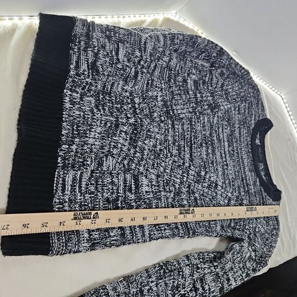 Romeo & Juliet Couture Crewneck Sweater Black And White, women's L, Preppy, Goth - Picture 6 of 9